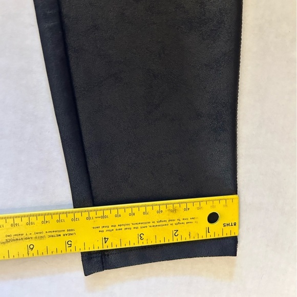 Sincerely Jules Bandier The Meadow black faux leather shiny leggings Sz-L. Y3 - Picture 11 of 13